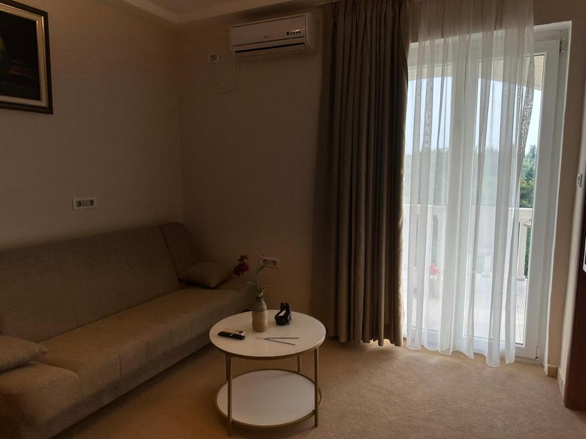 شقة Vila Danica تيفات المظهر الخارجي الصورة